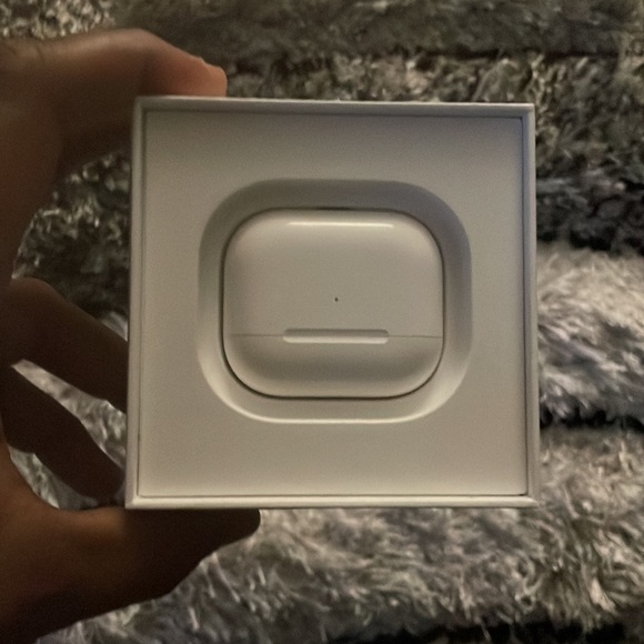 AirPods True - Picture 3 of 4